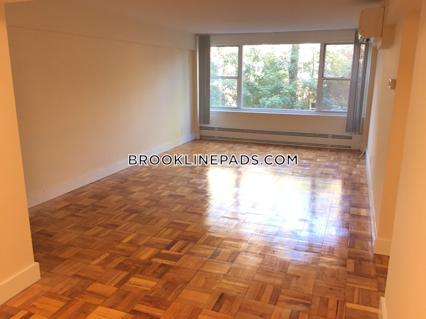 BROOKLINE- COOLIDGE CORNER - 1 Bed, 1 Bath - Image 17