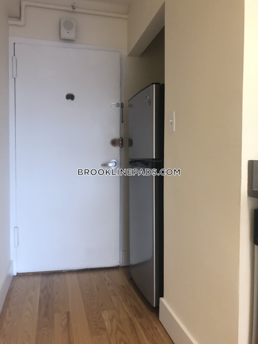 BROOKLINE- COOLIDGE CORNER - Studio , 1 Bath - Image 38