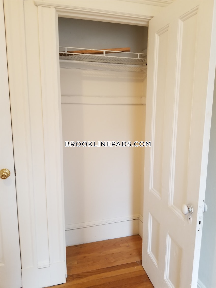 BROOKLINE- COOLIDGE CORNER - 2 Beds, 1 Bath - Image 43