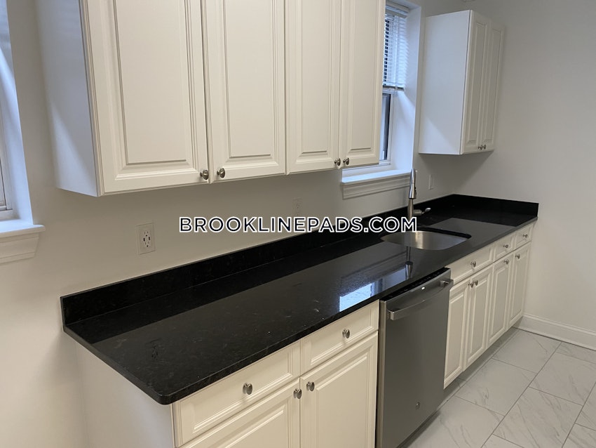 BROOKLINE- COOLIDGE CORNER - 1 Bed, 1 Bath - Image 60