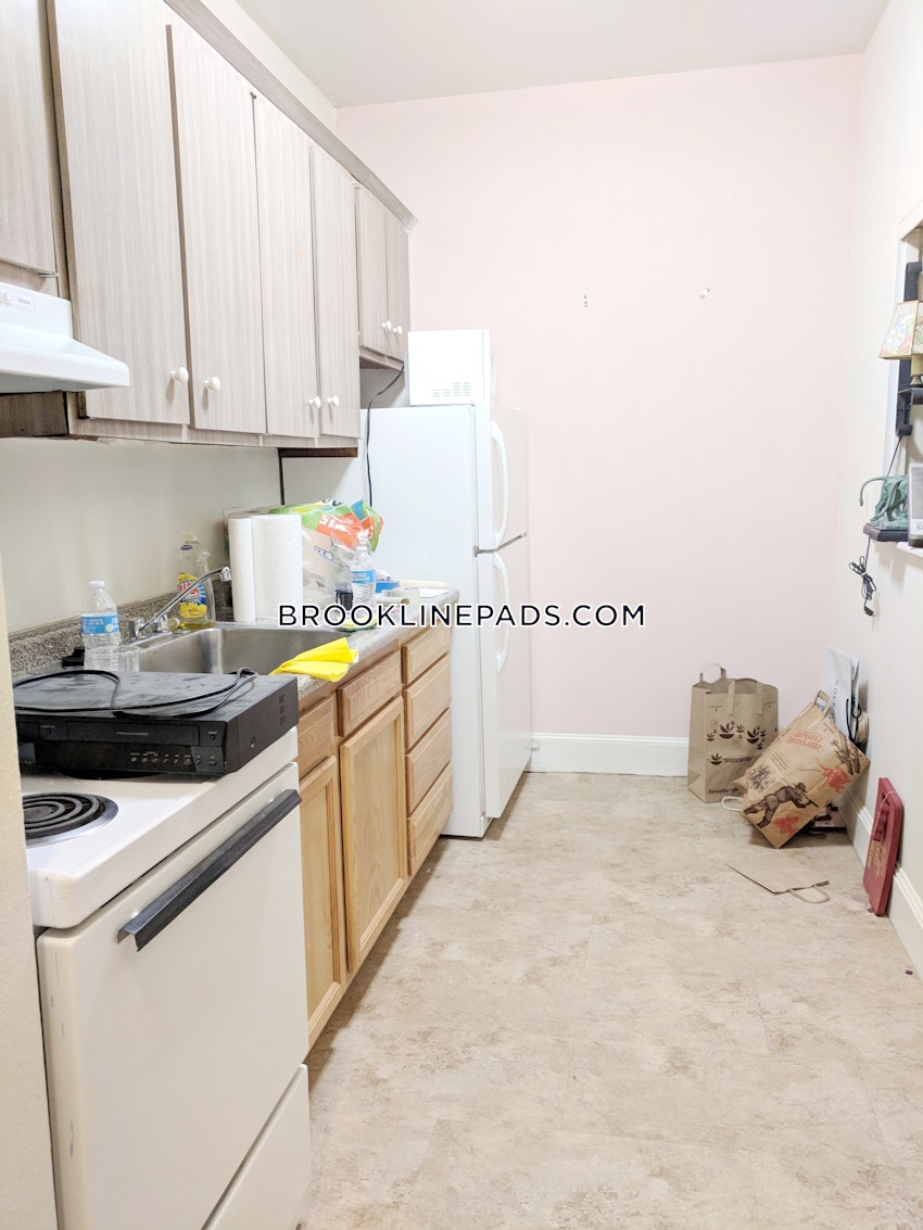 BROOKLINE- WASHINGTON SQUARE - 1 Bed, 1 Bath - Image 1