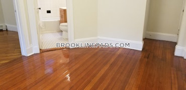 Brookline - 2 Beds, 1 Baths