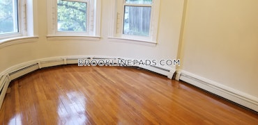 Brookline - 2 Beds, 1 Baths