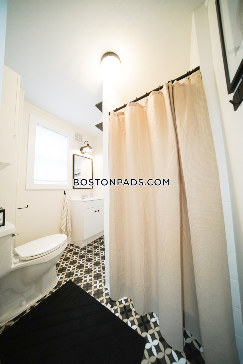 CAMBRIDGE - CENTRAL SQUARE/CAMBRIDGEPORT - 2 Beds, 1 Bath - Image 12