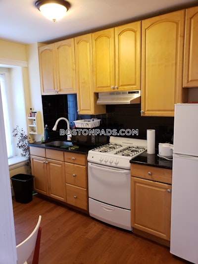 Cambridge Nice Studio available 9/1 on Hancock St in Cambridge   Central Square/cambridgeport - $2,100