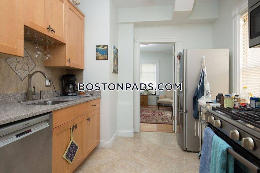 CAMBRIDGE - INMAN SQUARE - 2 Beds, 1.5 Baths - Image 8