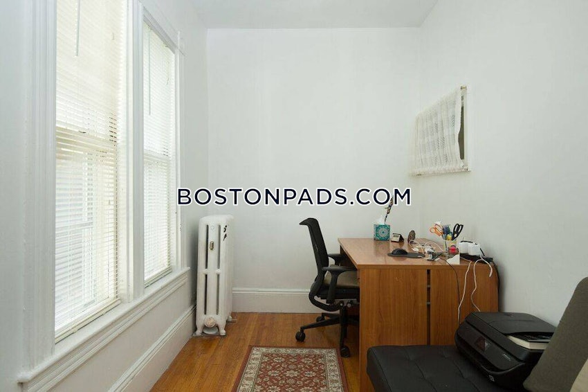 CAMBRIDGE - INMAN SQUARE - 2 Beds, 1.5 Baths - Image 10