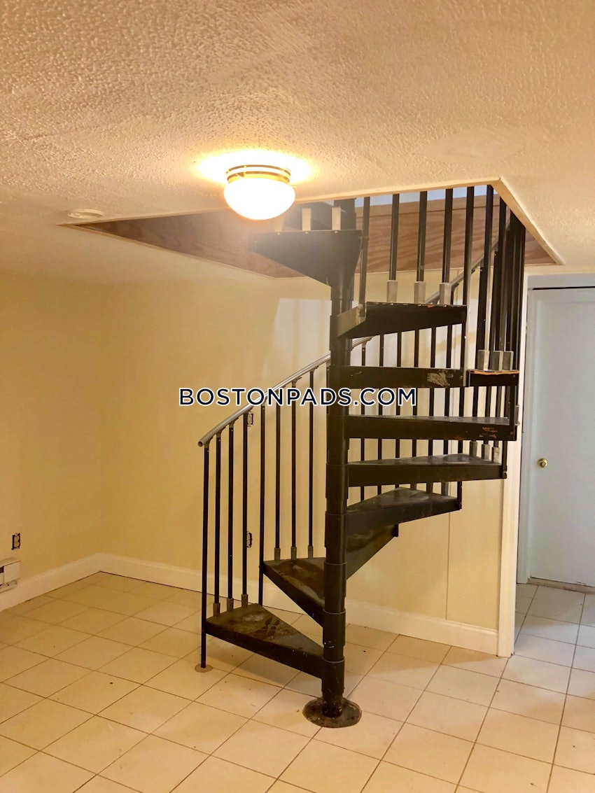 CAMBRIDGE - CENTRAL SQUARE/CAMBRIDGEPORT - 4 Beds, 2 Baths - Image 19