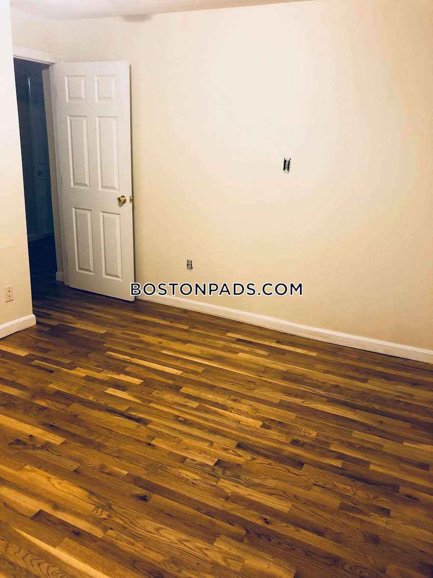 CAMBRIDGE - CENTRAL SQUARE/CAMBRIDGEPORT - 4 Beds, 2 Baths - Image 10