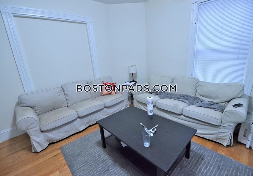 CAMBRIDGE - CENTRAL SQUARE/CAMBRIDGEPORT - 4 Beds, 2 Baths - Image 5