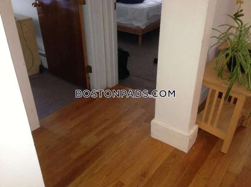 CAMBRIDGE - CENTRAL SQUARE/CAMBRIDGEPORT - 3 Beds, 1 Bath - Image 8