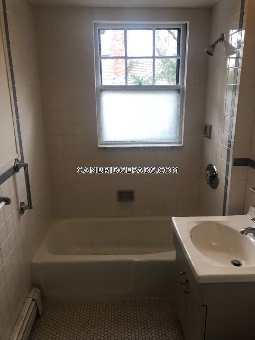 CAMBRIDGE - MT. AUBURN/BRATTLE/ FRESH POND - 3 Beds, 1 Bath - Image 35