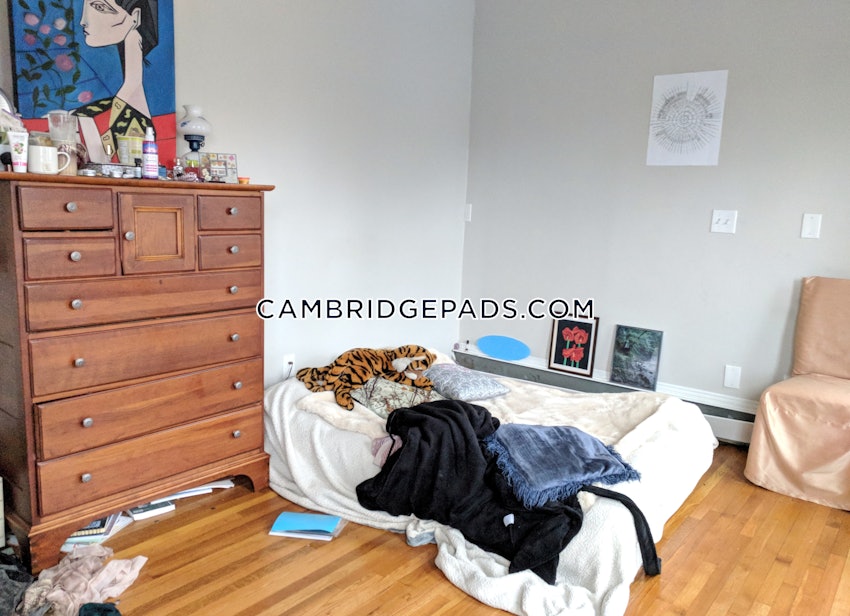 CAMBRIDGE - HARVARD SQUARE - 8 Beds, 3.5 Baths - Image 9