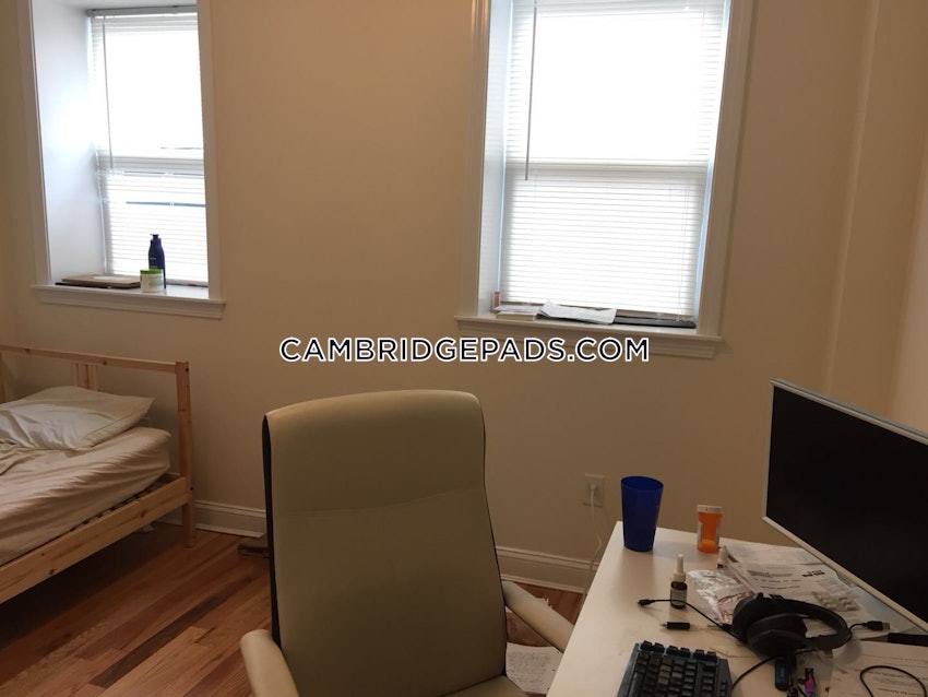 CAMBRIDGE - HARVARD SQUARE - 1 Bed, 1 Bath - Image 7