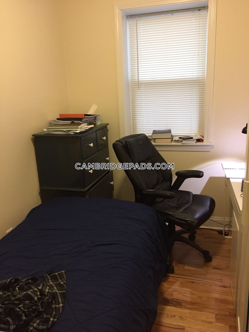 CAMBRIDGE - HARVARD SQUARE - 1 Bed, 1 Bath - Image 6