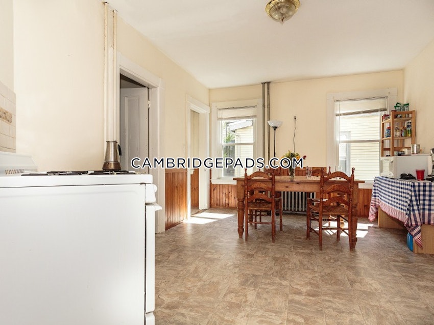 CAMBRIDGE - HARVARD SQUARE - 3 Beds, 1 Bath - Image 4