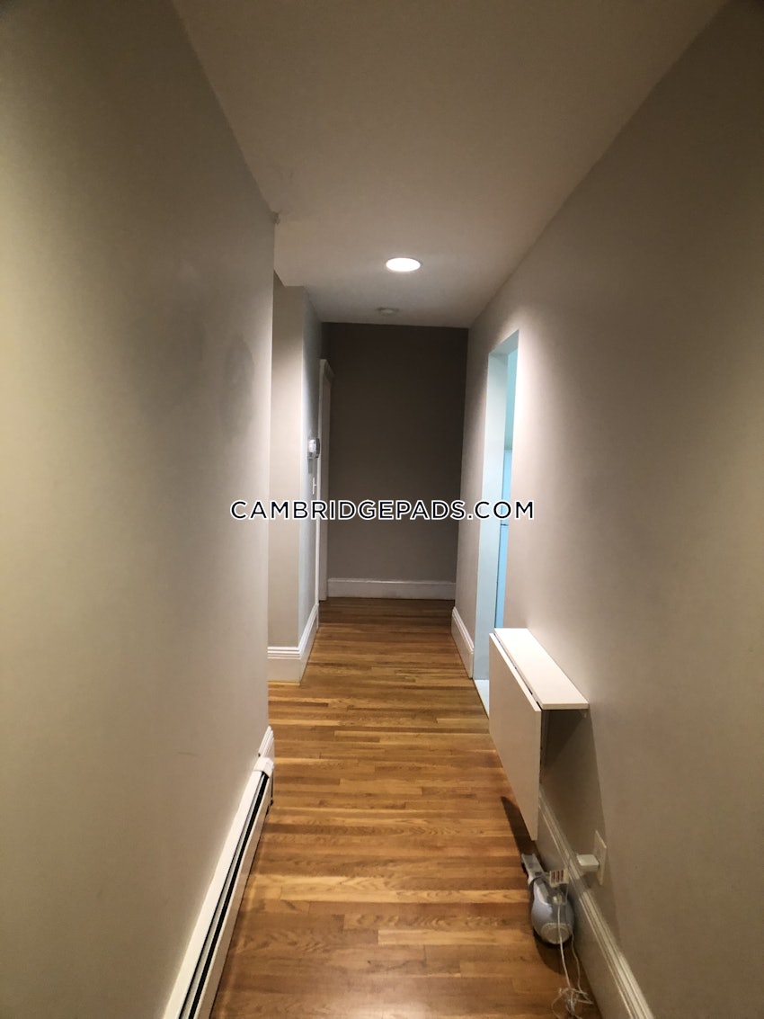 CAMBRIDGE - HARVARD SQUARE - 3 Beds, 1 Bath - Image 6