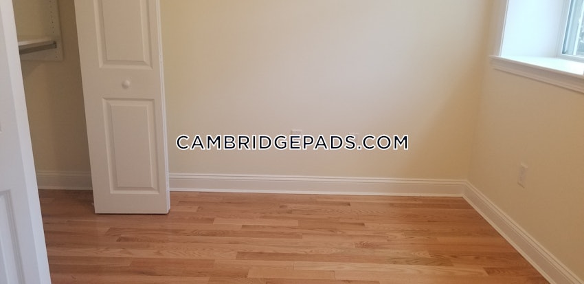 CAMBRIDGE - HARVARD SQUARE - 1 Bed, 1 Bath - Image 13