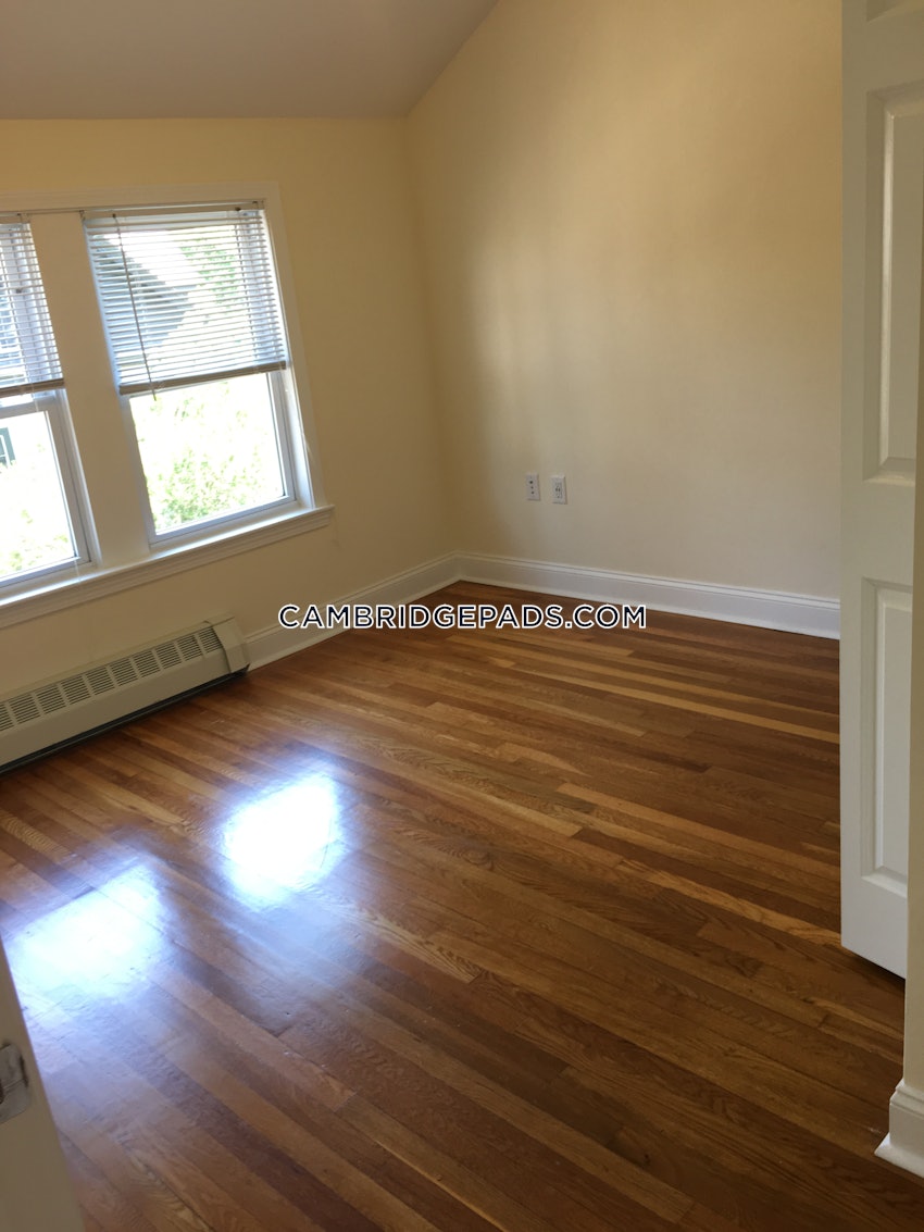 CAMBRIDGE - HARVARD SQUARE - 3 Beds, 1.5 Baths - Image 37