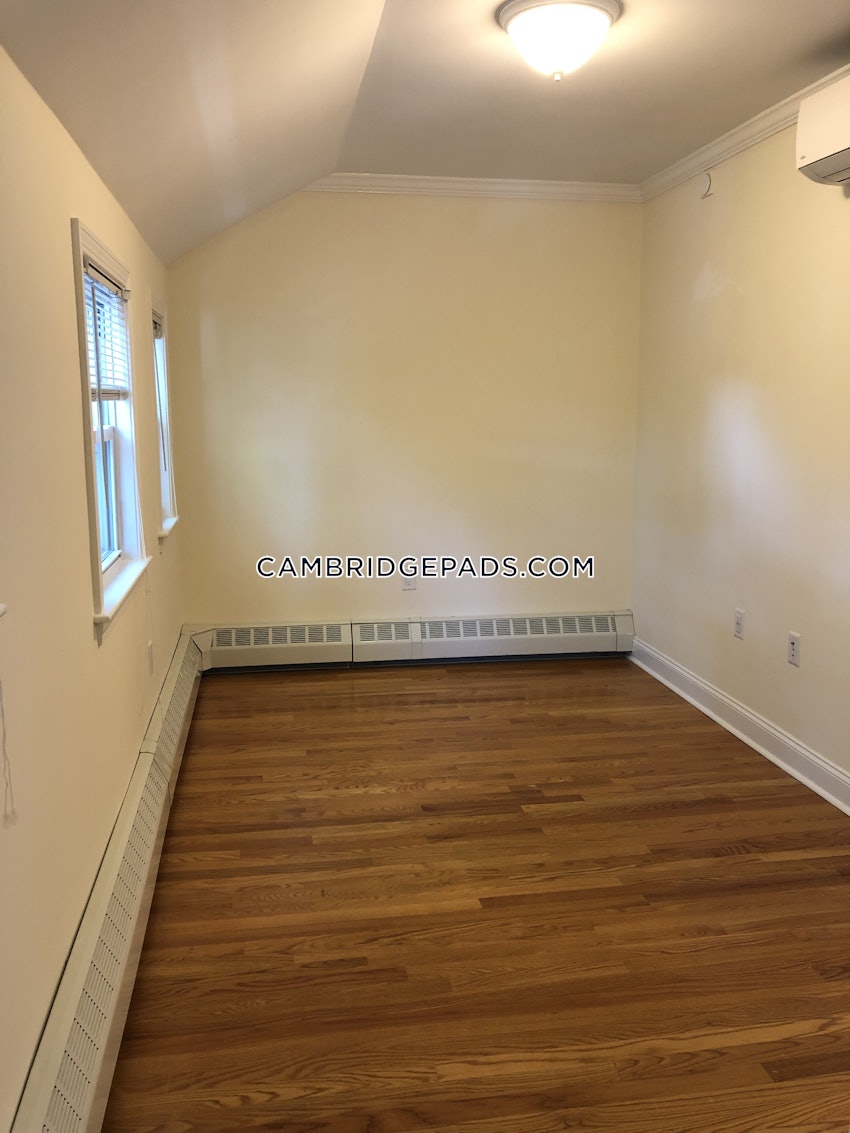 CAMBRIDGE - HARVARD SQUARE - 3 Beds, 1.5 Baths - Image 43