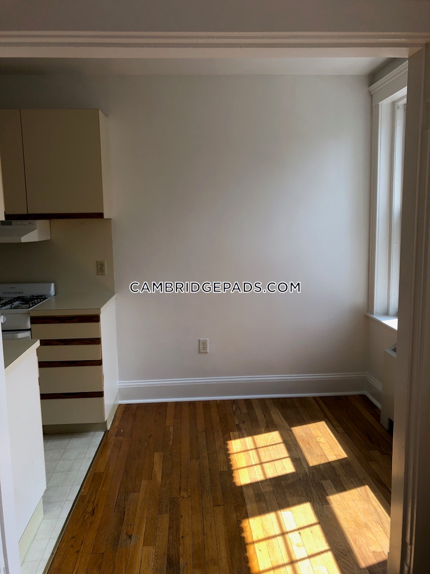 CAMBRIDGE - HARVARD SQUARE - 1 Bed, 1 Bath - Image 15