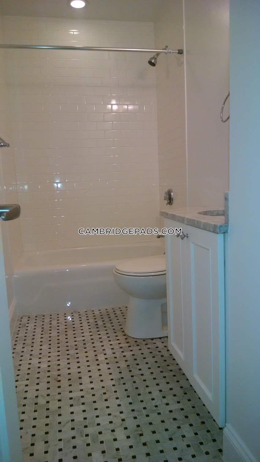 CAMBRIDGE - HARVARD SQUARE - 3 Beds, 1.5 Baths - Image 47