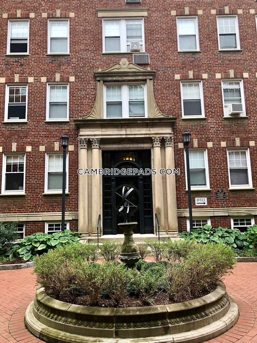 CAMBRIDGE - HARVARD SQUARE - 1 Bed, 1 Bath - Image 6