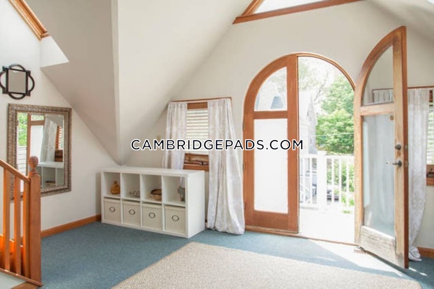 CAMBRIDGE - HARVARD SQUARE - 1 Bed, 1 Bath - Image 6