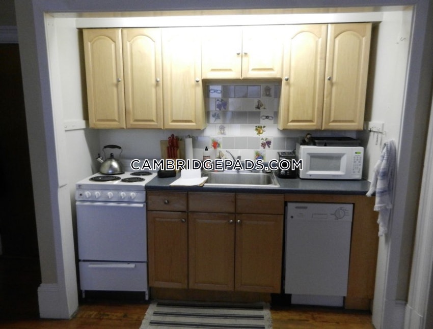 CAMBRIDGE - HARVARD SQUARE - 1 Bed, 1 Bath - Image 6