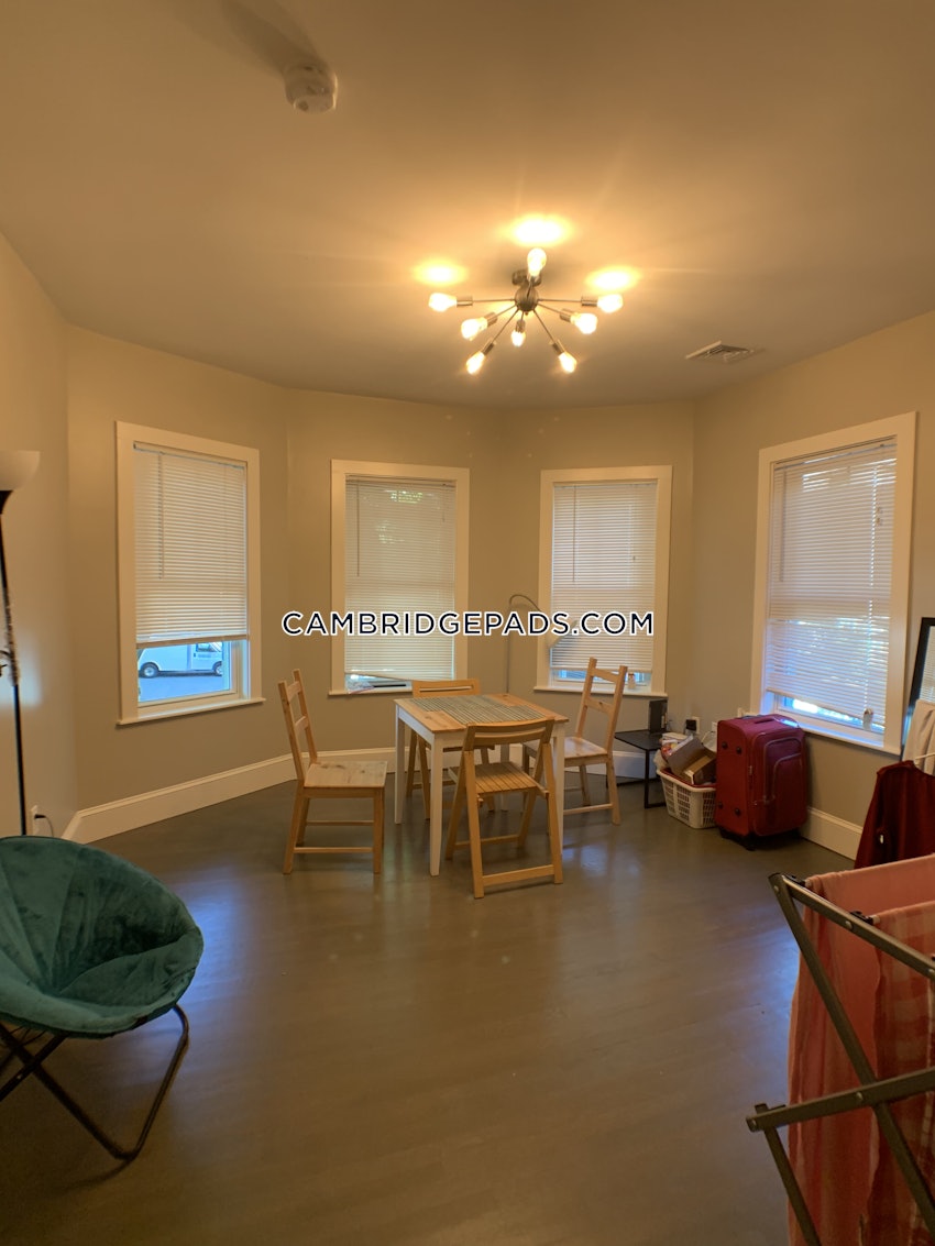 CAMBRIDGE - INMAN SQUARE - 4 Beds, 2 Baths - Image 7