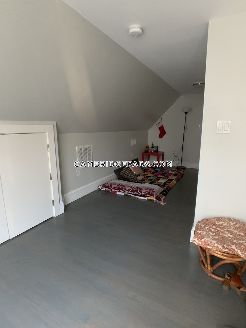 CAMBRIDGE - INMAN SQUARE - 4 Beds, 2 Baths - Image 9