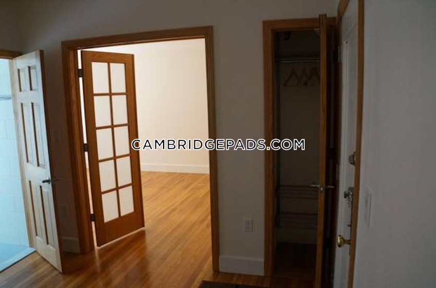 CAMBRIDGE - INMAN SQUARE - 1 Bed, 1 Bath - Image 10