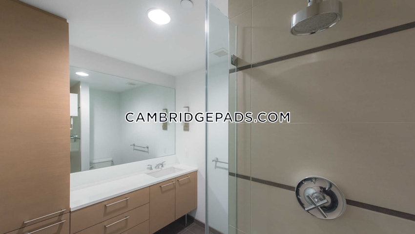 CAMBRIDGE - KENDALL SQUARE - 3 Beds, 2 Baths - Image 15