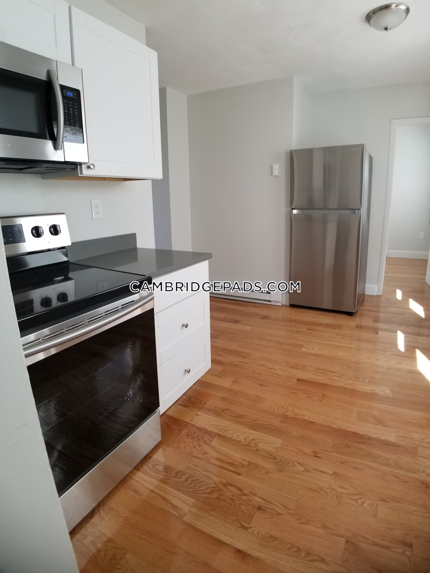 CAMBRIDGE - KENDALL SQUARE - 4 Beds, 1 Bath - Image 2