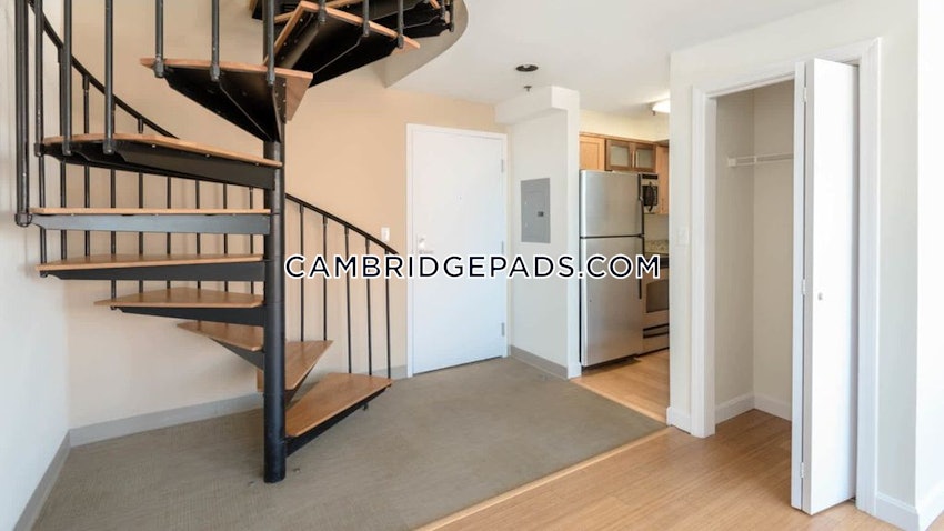 CAMBRIDGE - KENDALL SQUARE - 3 Beds, 2 Baths - Image 2
