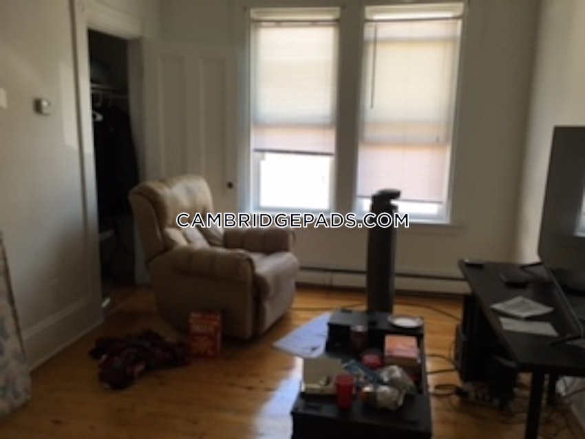 CAMBRIDGE - KENDALL SQUARE - 3 Beds, 2 Baths - Image 3