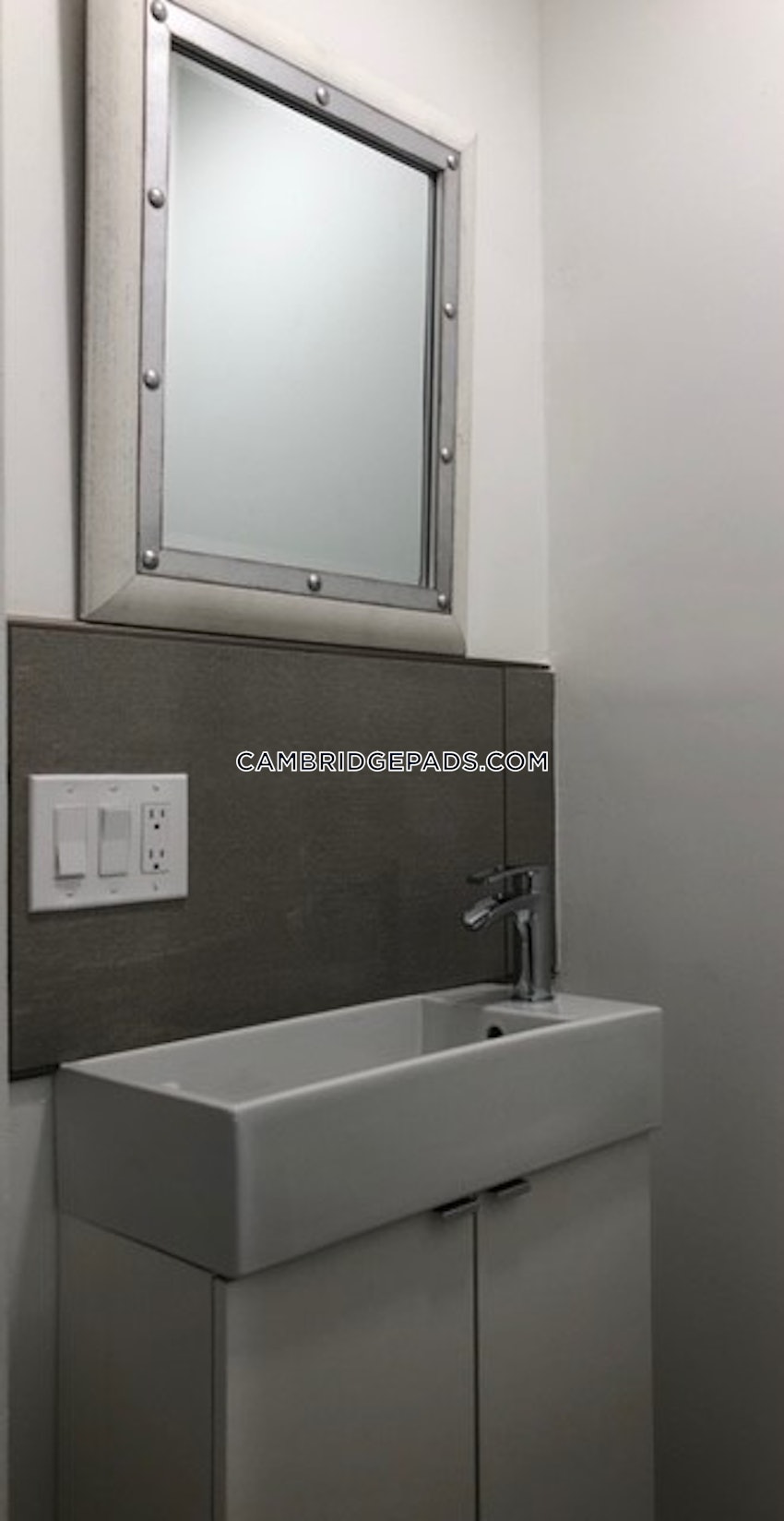 CAMBRIDGE - INMAN SQUARE - 3 Beds, 1.5 Baths - Image 4