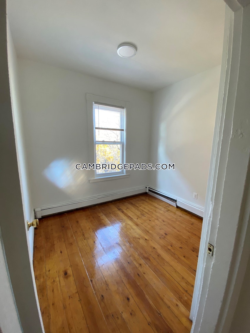 CAMBRIDGE - INMAN SQUARE - 3 Beds, 1.5 Baths - Image 15