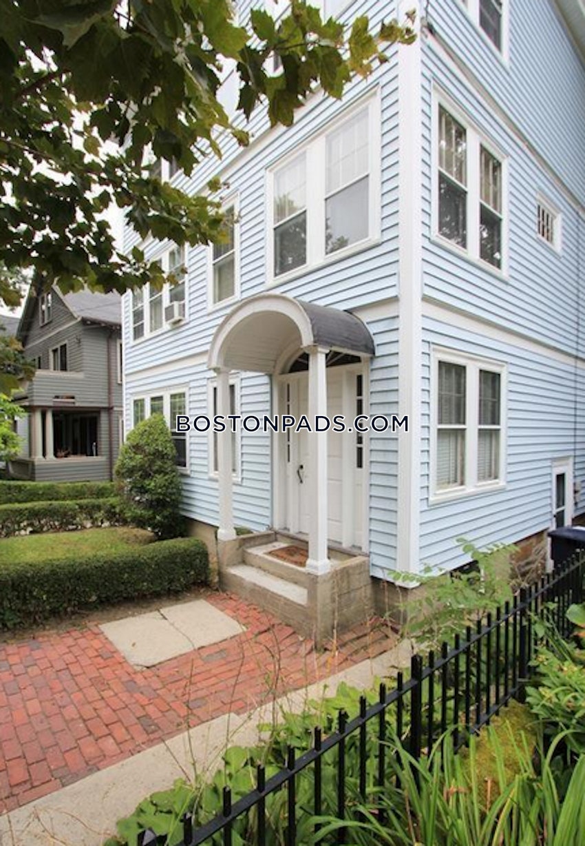 CAMBRIDGE - MT. AUBURN/BRATTLE/ FRESH POND - 2 Beds, 1 Bath - Image 8