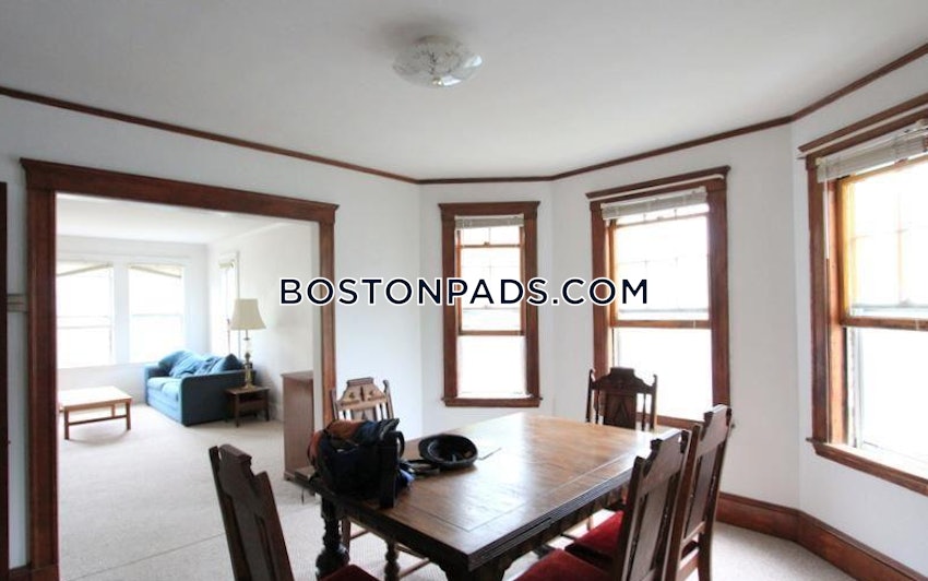 CAMBRIDGE - MT. AUBURN/BRATTLE/ FRESH POND - 2 Beds, 1 Bath - Image 7