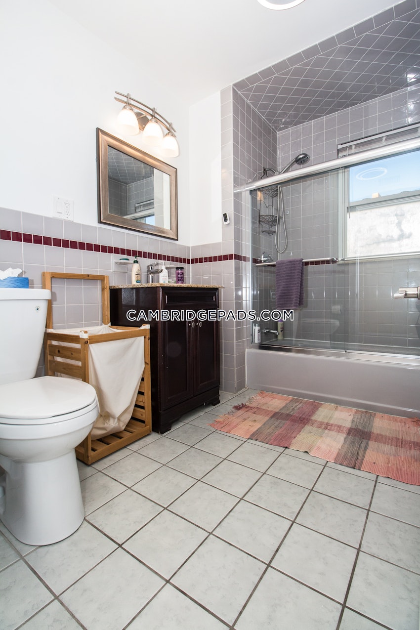 CAMBRIDGE - NORTH CAMBRIDGE - 4 Beds, 2 Baths - Image 47