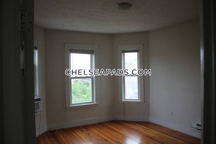 CHELSEA - 2 Beds, 1 Bath - Image 9