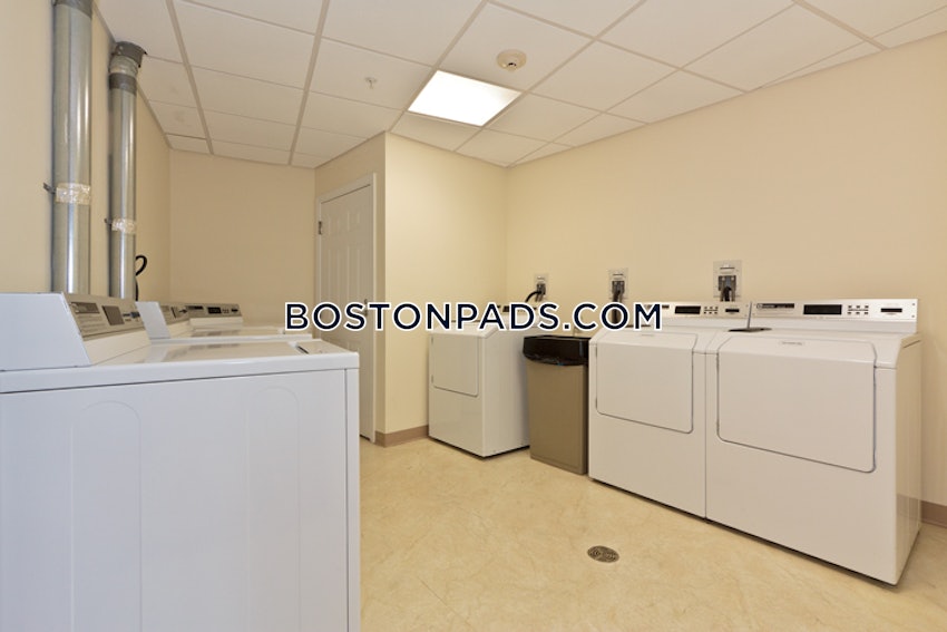 DANVERS - 2 Beds, 2 Baths - Image 4