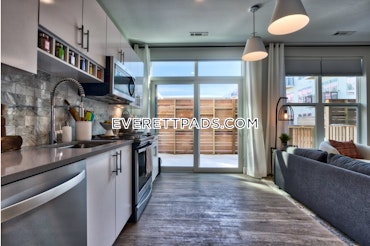 Revere Beach Pkwy Everett