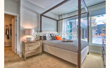 Revere Beach Pkwy Everett