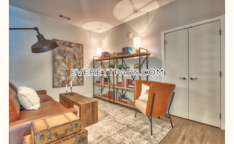 Revere Beach Pkwy Everett photo 21