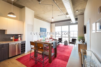 Charlton St. Everett