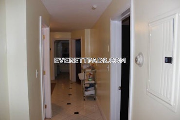 Everett - 5 Beds, 2 Baths