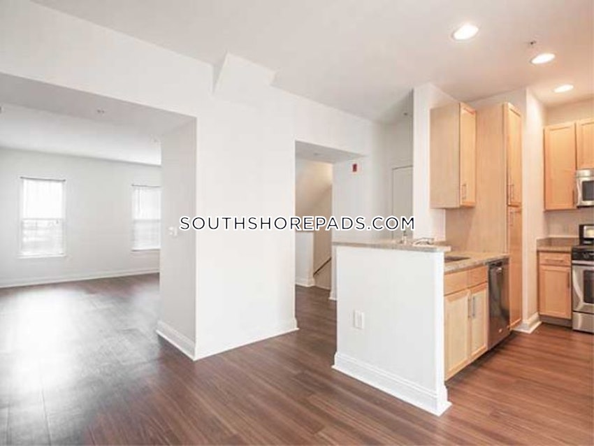 HINGHAM - 2 Beds, 1 Bath - Image 3