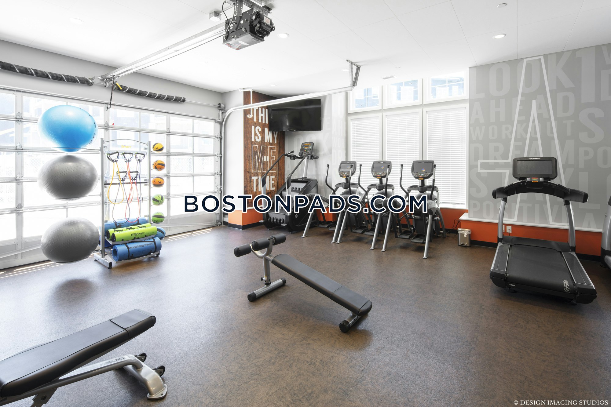 Elevation Apartments at Crown Colony Photo 19